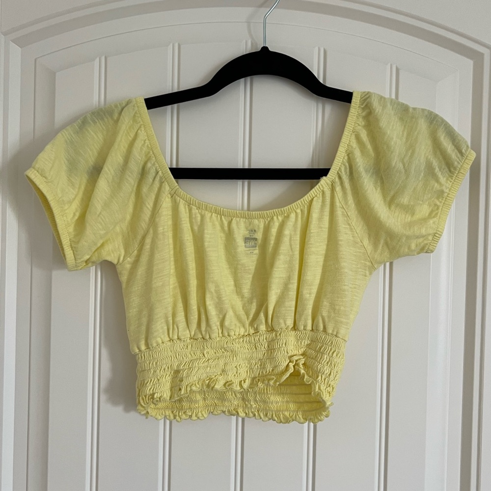 Yellow Top - Picture 2 of 2